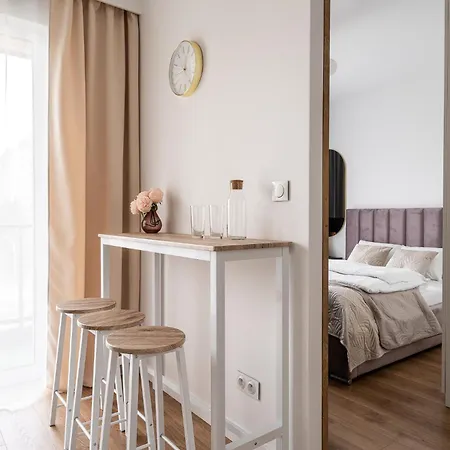 Rentplanet - Legnicka * ヴロツワフ